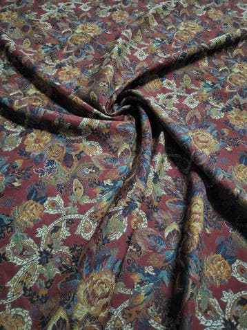 Verfijnd katoenen damast met bloemmotief. - Textiel - 600 cm