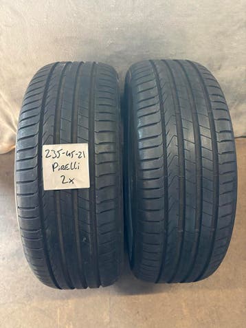 2x Pirelli Scorpion Elect AO - 235/45 R21 - 6 mm, Auto-onderdelen, Ophalen, Gebruikt, 21 inch, 235 mm
