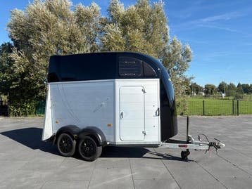 Humbaur Traile Vol Alu 2-Paards met zadelkamer BTW Trailer !, Ophalen, Gebruikt, Aluminium, 2-paards trailer