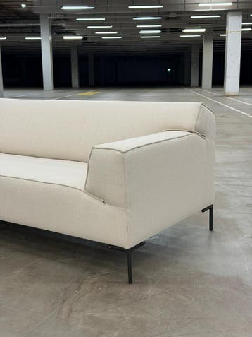 Design on Stock Bloq | Ecru | 4-zits | NIEUWSTAAT + Garantie, Huis en Inrichting, Banken | Bankstellen, 250 tot 300 cm, 75 tot 100 cm