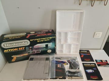 Nintendo - Nes - Action Set - Videogameconsole + games - In, Nieuw