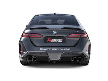 Dit betreft een BMW G90 G99 M5 Carbon Akrapovic diffuser set, Verzenden