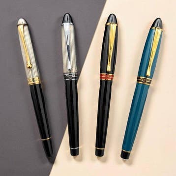 Lote 6: 3 plumas estilográficas Ipsilon y 1 bolígrafo -, Verzamelen, Nieuw