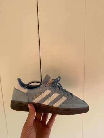 Adidas Spezial – Lichtblauw/Wit – Maat 40, Kleding | Dames, Overige kleuren, Adidas, Ophalen of Verzenden, Sneakers of Gympen