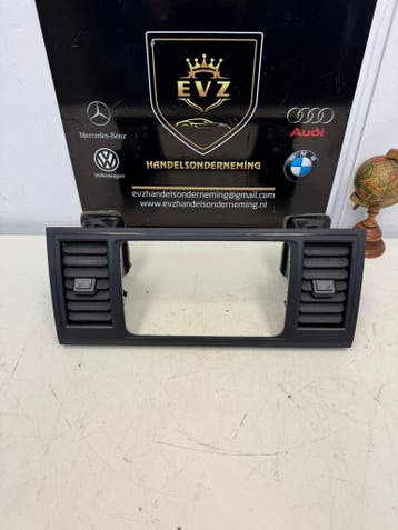 VW Transporter T6 bj.2019 radio omlijsting art.7E1857038, Gebruikt, Volkswagen