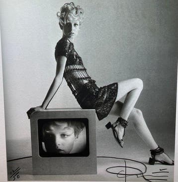 Bert Stern (1929–2013) - Bert Stern signed Famous Twiggy in, Antiek en Kunst