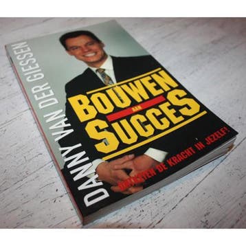 BOUWEN AAN SUCCES 9789021527611 D. van der Giessen, Boeken, Verzenden, Gelezen, D. van der Giessen