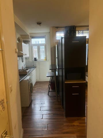 Te huur: Kamer Strevelsweg in Rotterdam