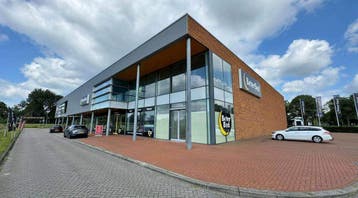 Winkelruimte te huur Hoogezand Hazenleger 5A, Huur, Winkelruimte