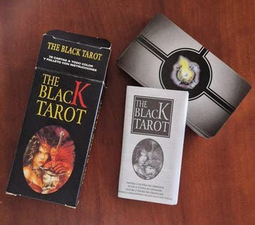 Tarotkaarten - The Black Tarot - Papier