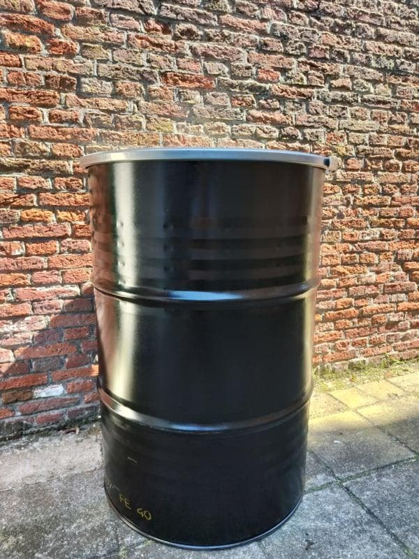 Ijzeren vaten, metalen vaten, dekselvaten ijzer 200 liter, Doe-het-zelf en Verbouw, Overige Doe-het-zelf en Verbouw, Zo goed als nieuw