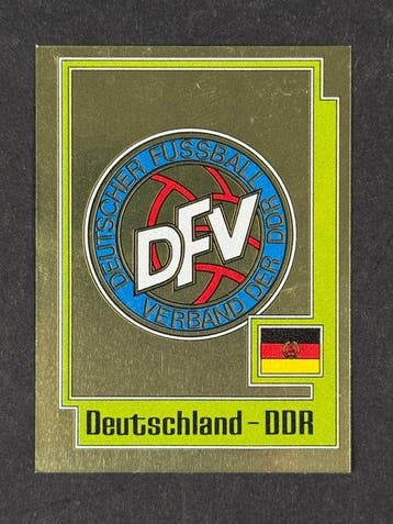 1980 Panini #194 Europa 80 - Badge: Deutschland DDR - 1, Nieuw