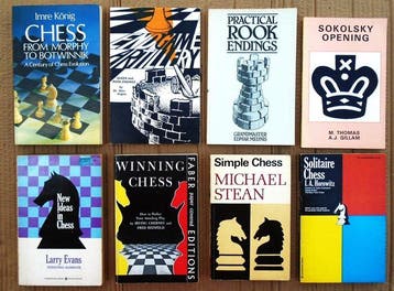 Various (chess)authors - Eight issues on Chess Masters & the, Antiek en Kunst