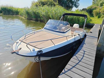 Quicksilver 675 Sundeck - 300 pk Mercury | 90 km/u | 360 hr, 70 pk of meer, Gebruikt, Viertaktmotor, Quicksilver