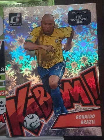Panini 1 Carta Kaboom Oversize PANINI Jumbo Ronaldo Road to, Nieuw