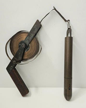 Scheepsuitrusting en armaturen - Antieke peilmeetband /