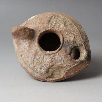 Levant Terracotta Olielamp met vogels afgebeeld (Zonder