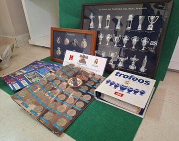 Real Madrid - 1902 - Munt, Embleem, schild, Trofee/beker, Nieuw