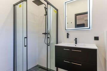 Te huur: Appartement Ampèrestraat in Schiedam, Huizen en Kamers, Huizen te huur, Zuid-Holland, Appartement, Schiedam