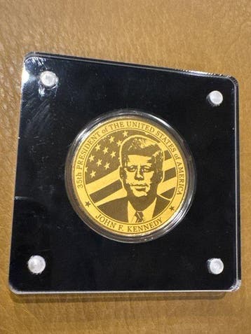 Senegal. 100 Francs 2022 John F. Kennedy - 1/200 oz mit CoA