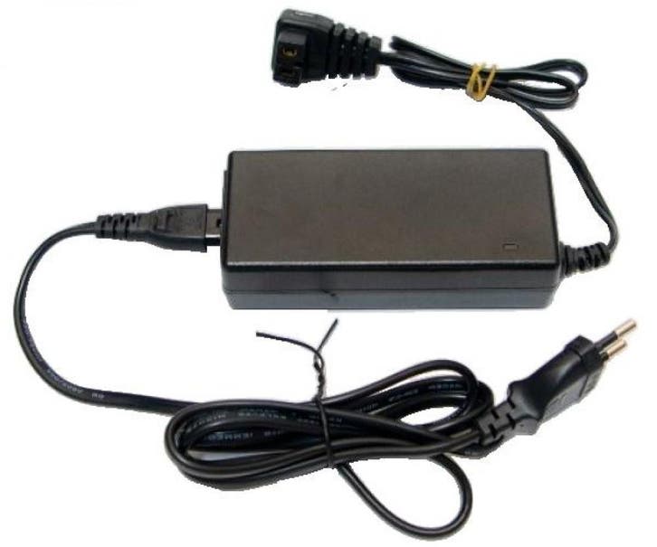 Adapter 230V - 12V/24V, Caravans en Kamperen, Koelboxen, Nieuw, Ophalen of Verzenden