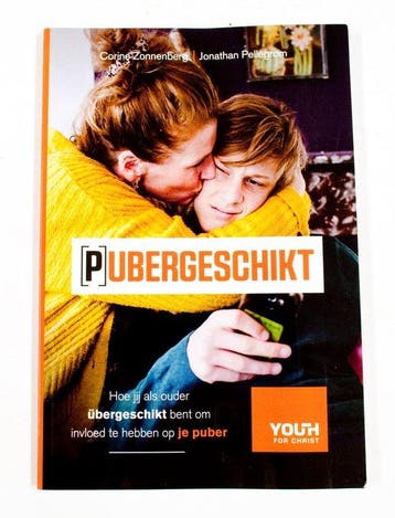 Pubergeschikt - Corine Zonnenberg 9789090344584, Verzenden, Zo goed als nieuw, Corine Zonnenberg