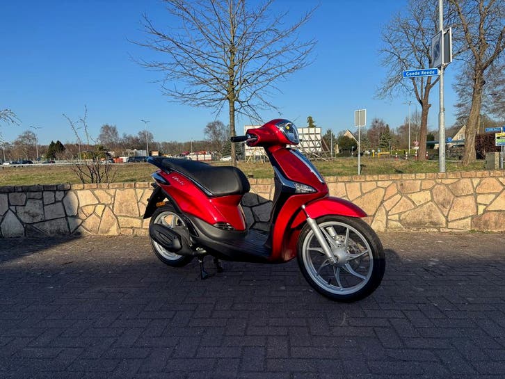 Piaggio Liberty 45km Nieuw! Stuntprijs!, Fietsen en Brommers, Scooters | Piaggio, Nieuw, Ophalen