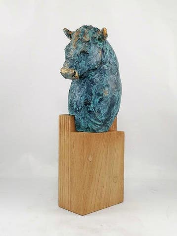 Vanessa Bonino - Bull: material and strength
