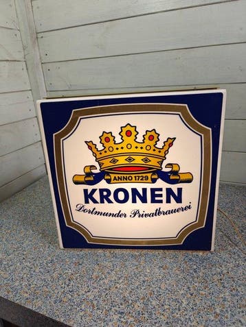 Zeer unieke verzameling Kronen Bier verlicht reclame -