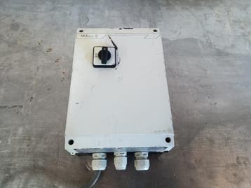 Elektrische werkschakelaar 400 Volt – B20 x D13 x H28 cm