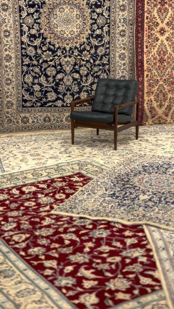 20% korting op alle handgeknoopte Nains - Perzisch tapijt, Huis en Inrichting, Ophalen of Verzenden, Zo goed als nieuw, Blauw