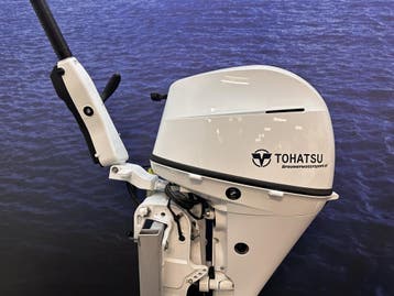 “ Tohatsu 30 pk Buitenboordmotor | White Edition |  Uniek “, 10 tot 30 pk, Viertaktmotor, Ophalen of Verzenden, Zo goed als nieuw