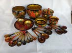 Themacollectie - houten servies - Khokhloma