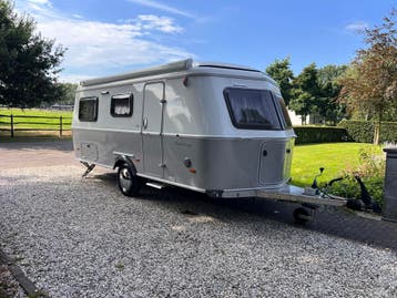 Eriba Touring 642 White * Silver, 2 aparte bedden, Treinzit, Tot en met 3, 5 tot 6 meter