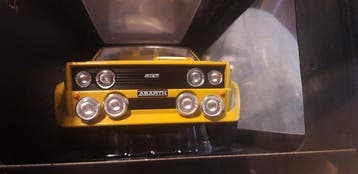 IXO 1:18 - Modelauto - FIAT 131 - ABARTH, Nieuw