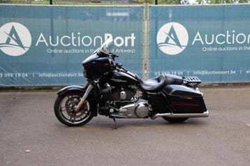 Veiling: Motor Harley-Davidson STREET GLIDE SPECIAL Benzine, Chopper