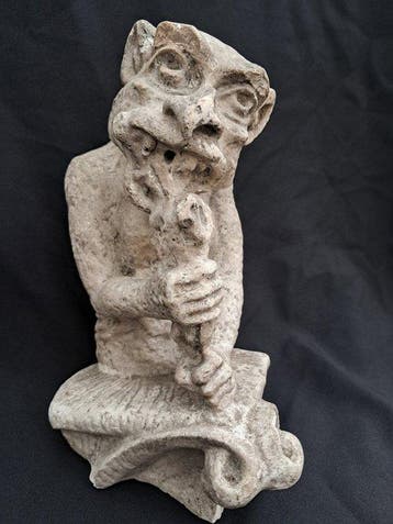 Beeldje, Cargoyle - 26 cm - Steen, Composiet - 1950