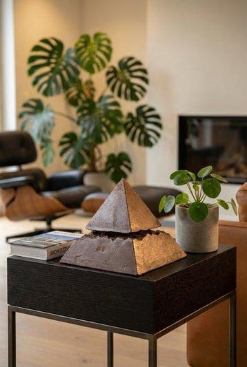 TRASCENT, Piramide, versione bronzo antico.