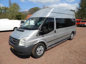*INKOOP* Wij Zoeken Met Spoed Rolstoelbussen / Rolstoelautos