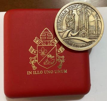 Officiële medaille van de Apostolische Reis van Paus Leone, Antiek en Kunst