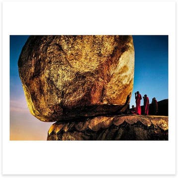 Steve McCurry (1950–) - The Golden Rock
