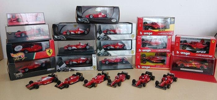 Minichamps, Bburago, Hot Wheels 1:43 - Model raceauto (23) -, Hobby en Vrije tijd, Modelauto's | 1:5 tot 1:12