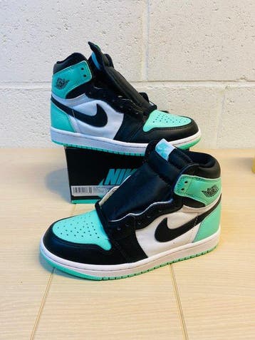 Air Jordan - Air Jordan 1 High, Retro One OG Green Glow, Nieuw