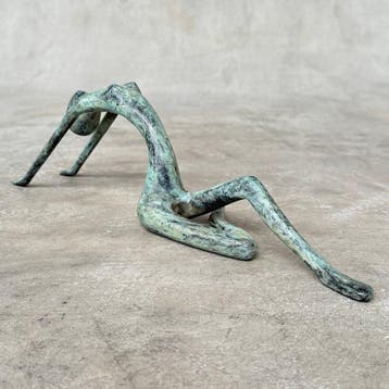sculptuur, NO RESERVE PRICE - Stretching Lady - 9 cm - Brons, Antiek en Kunst