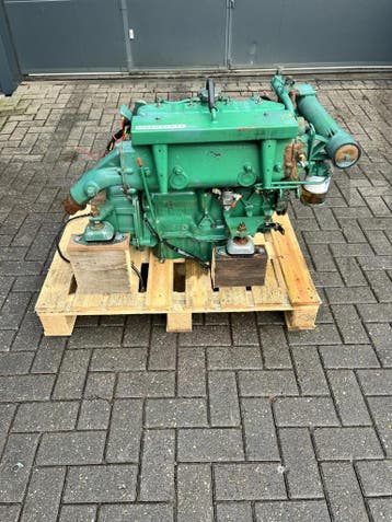 Volvo Penta MD21b scheepsmotor met warmtewisselaar, Watersport en Boten, Buiten- en Binnenboordmotoren, Ophalen of Verzenden, Nieuw