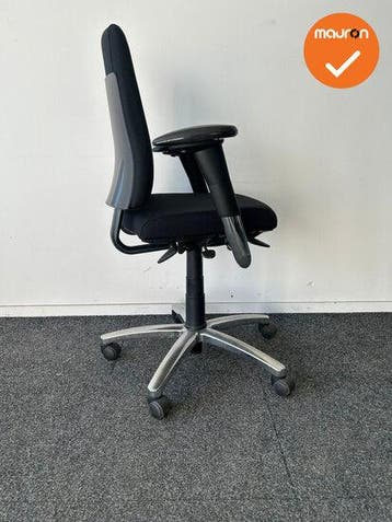 BMA Axia 2.2 - 8N 2D armpads - hoge rug - zwarte stofferi..., Werkplek, Ophalen of Verzenden, Gebruikt, Stoel