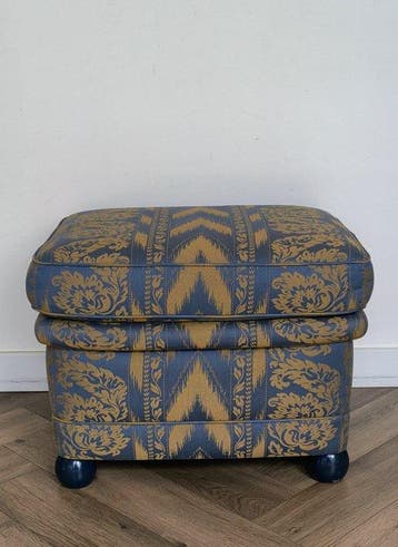 Voetenbank - Grote Ottoman / poef / kruk - Hout, Textiel, Antiek en Kunst