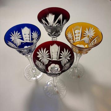 Lausitzer Glas - Wijnglas (4) - Kristal - Vintage gekleurde
