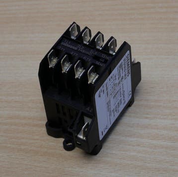 Siemens 3TG1010-1AL2 magneetschakelaar 4x NO 4 kW, Hobby en Vrije tijd, Elektronica-componenten, Verzenden, Nieuw