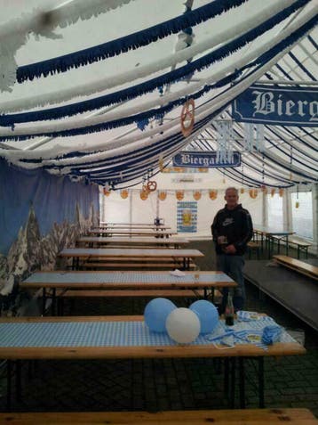 (Zuid-Holland e.o.) Bierbanken Picknicksets Biertafel huren, Ophalen of Verzenden, Zo goed als nieuw